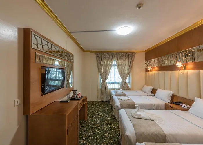 Grand Zowar Hotel